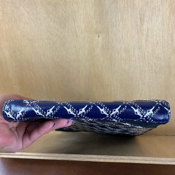 Zippered/Padded Tablet Case - Picture 5 of 5